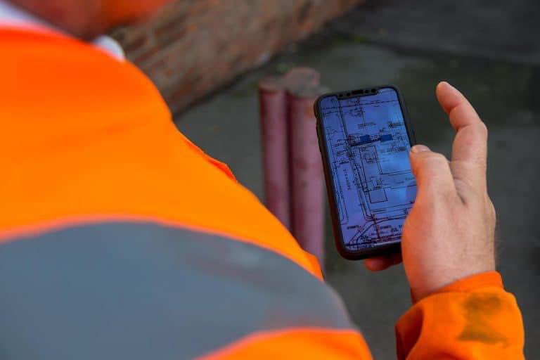 SelectSurveys's tweet photo. Our surveyors all complete our in-house training scheme, which includes marking in front of excavation gangs.

See what Select Surveys can do for you. Send us an enquiry.
https://t.co/Kxiz6zXRSU

#WeAreSelect #utilitysurveying #constructionuk #landsurveying https://t.co/FdHJUqmWFZ