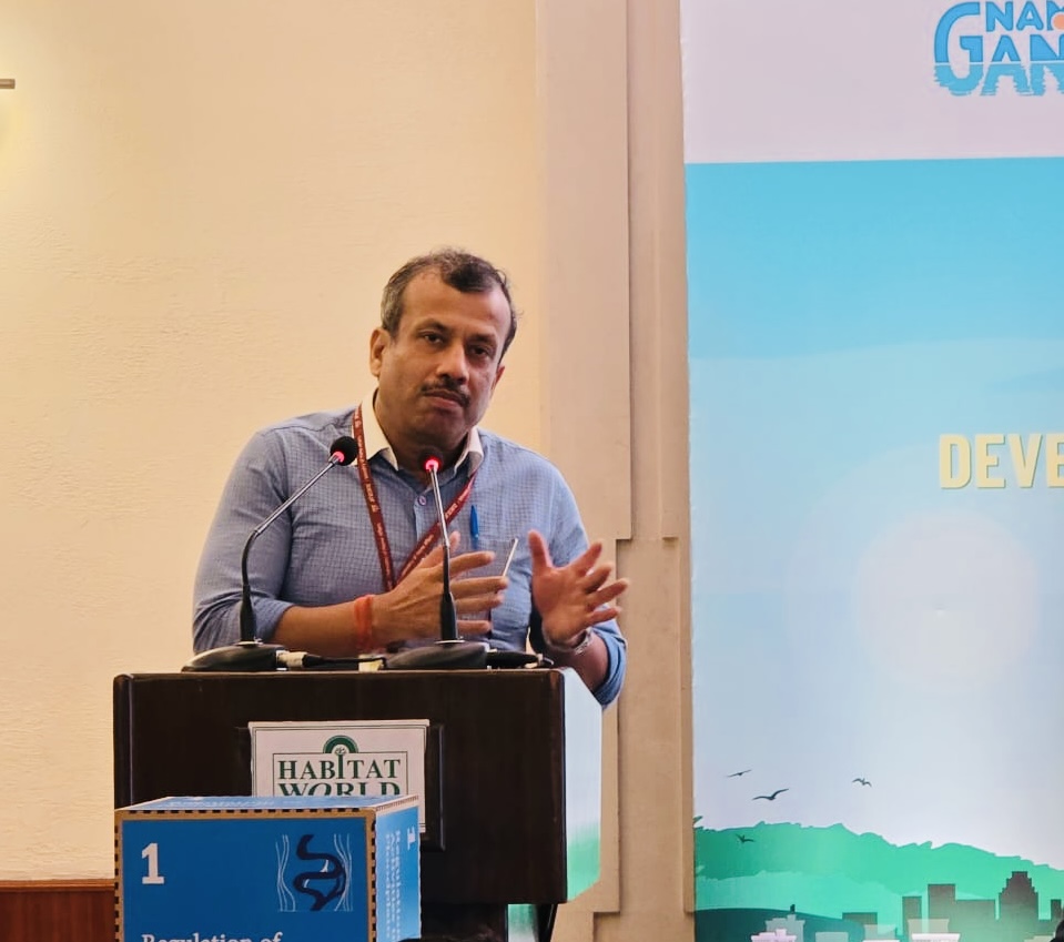 NIUA_India's tweet photo. In 2020, #NamamiGange launched the #UrbanRiverManagement Plan, a 10-point framework for sustainable management of #UrbanRivers. As we develop #URMP for 60 Ganga basin cities, we met experts to discuss strategies for holistic river management #Sustainability #RiverCitiesAlliance https://t.co/EioJ8SL8VF