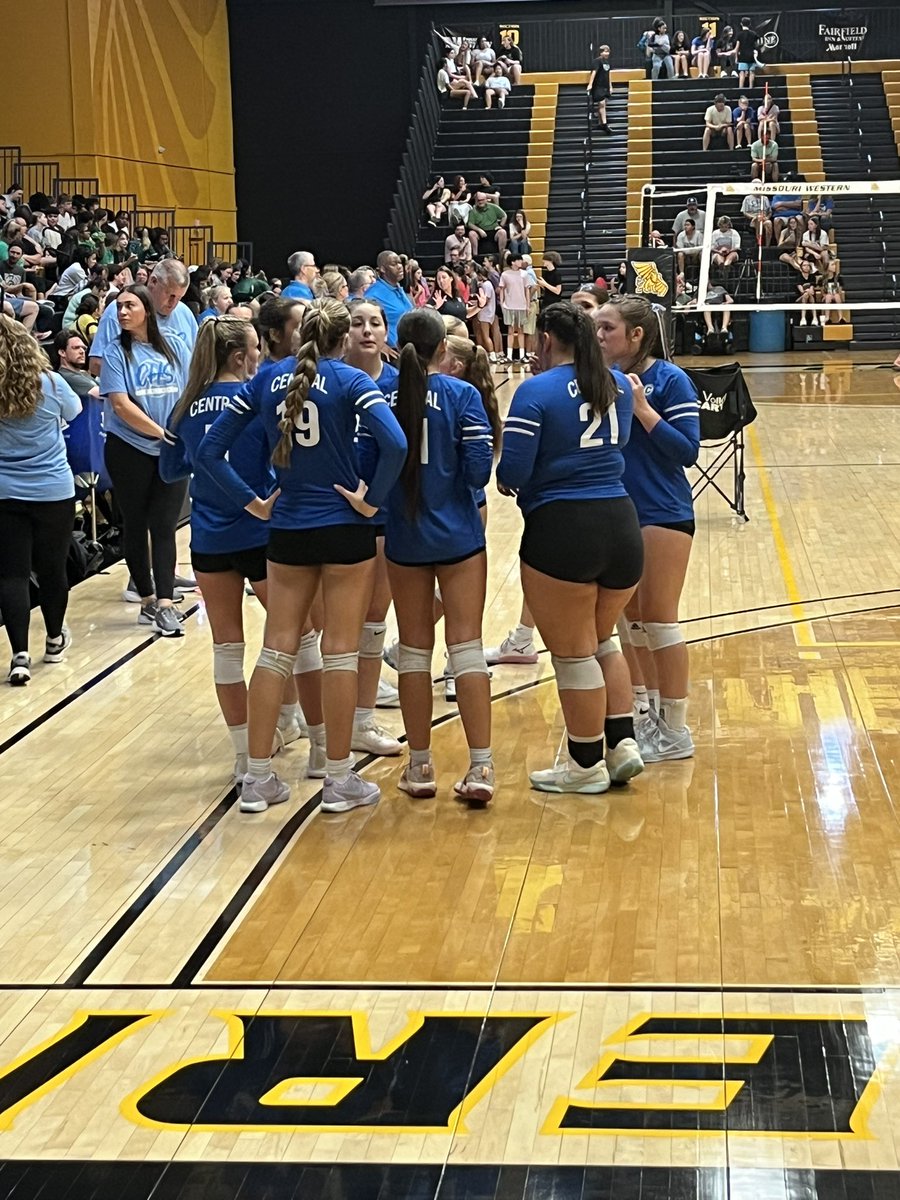 Central Volleyball tweet media