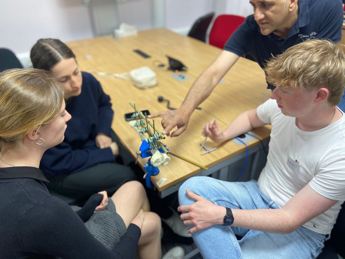 David Nott Foundation tweet media