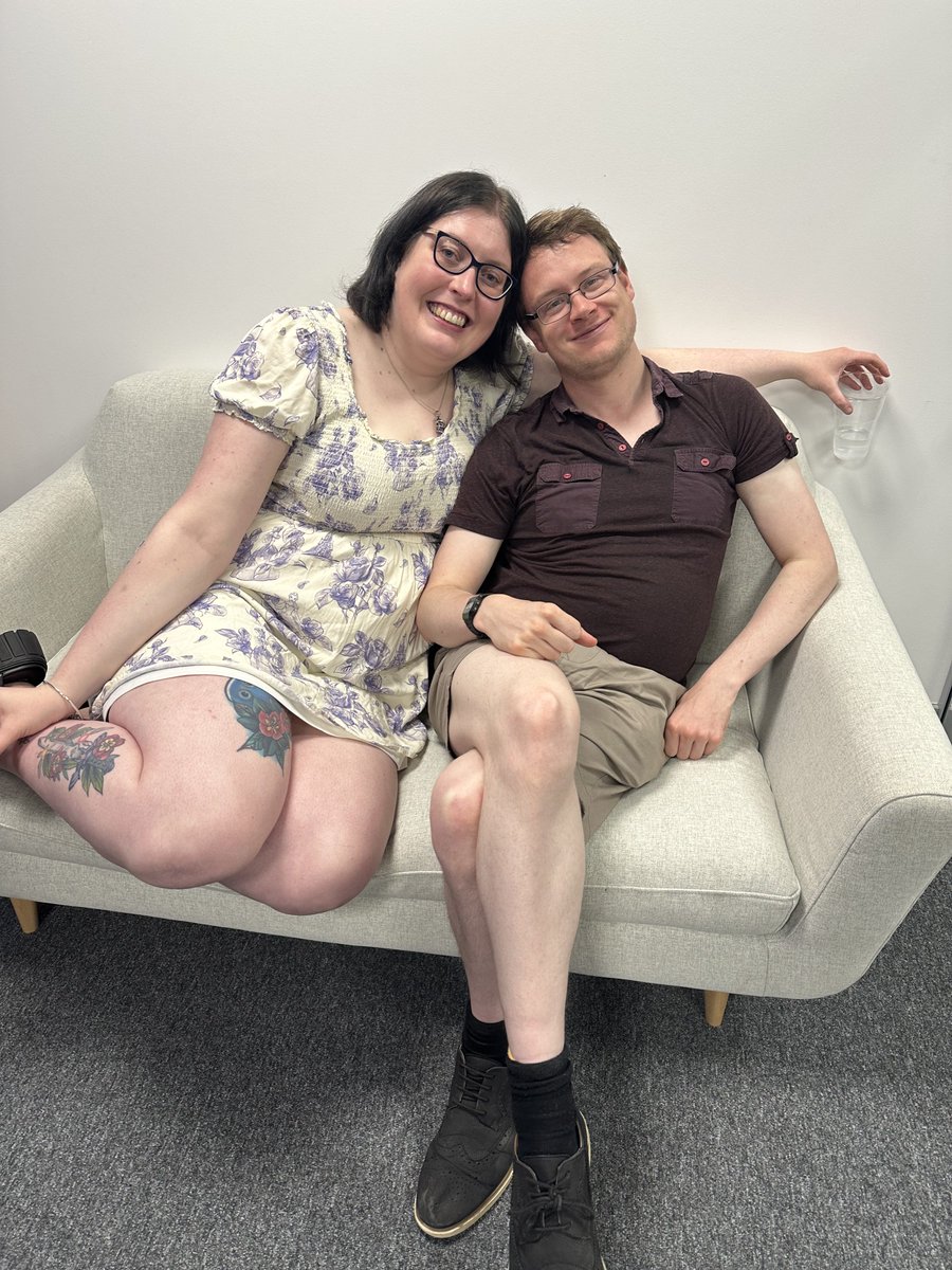 Endpoint CeX tweet media