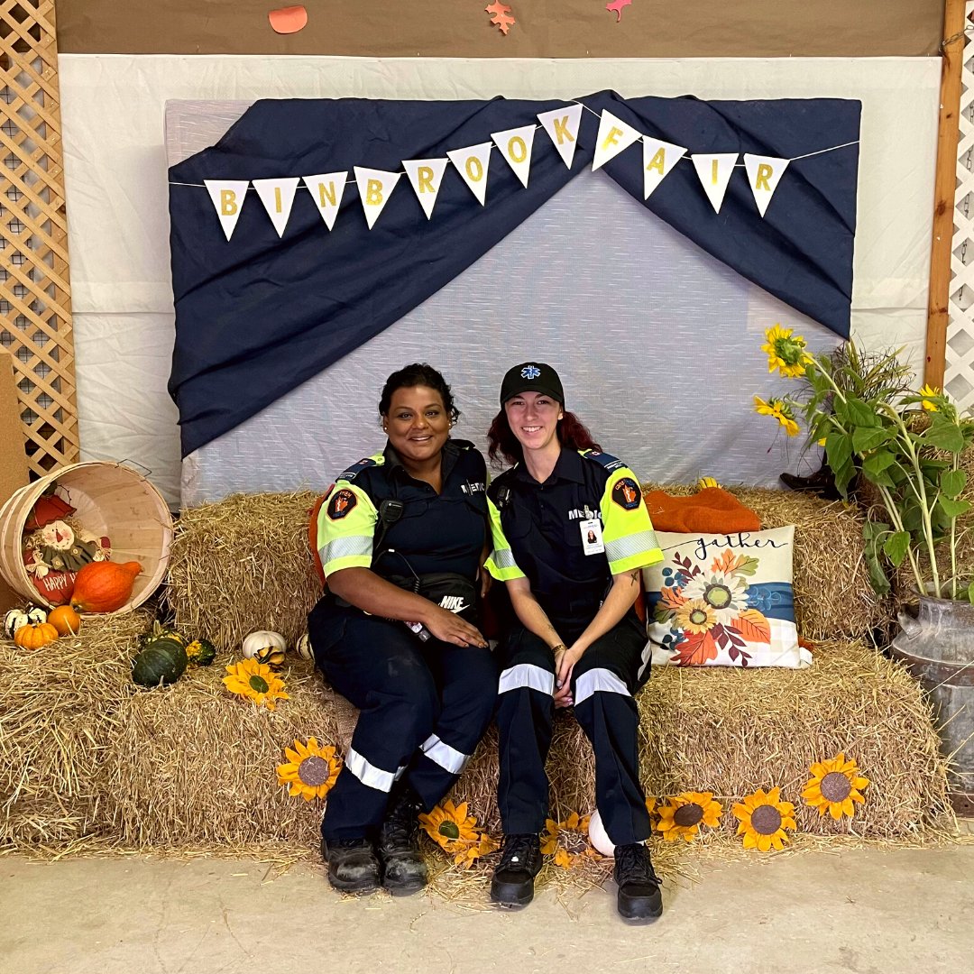 #FallFestival Season is just around the corner! 🍂🎪 From #pumpkinpatches and  #cornmazes to #countyfairs and #harvestfestivals, we've got your back. Contact canaPHEM today for a worry-free autumn celebration. 🍁🎃

#FallFair #Medics #EventSafety #OntarioEvents