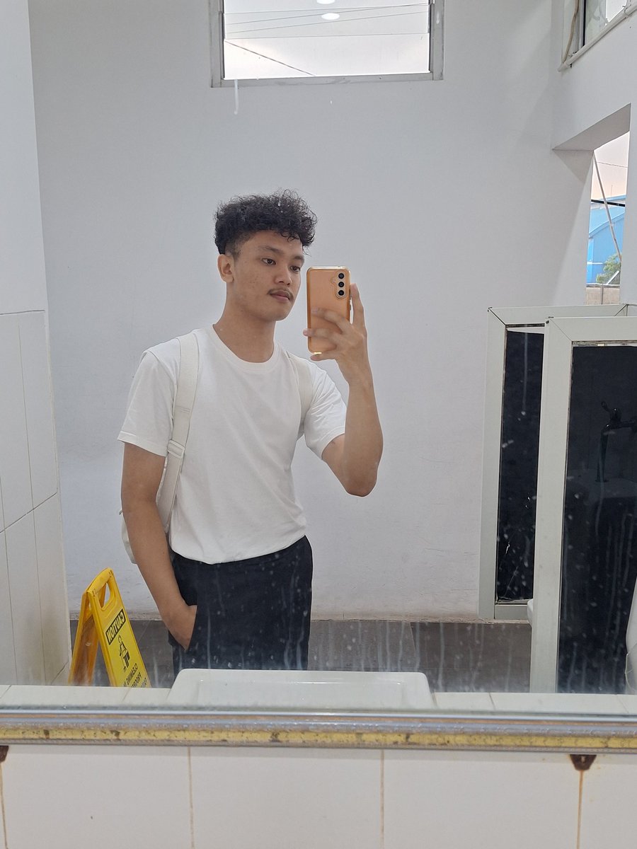 maro🦝 tweet media