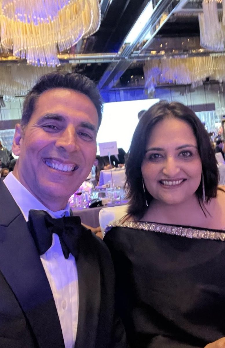 Sonal Kalra 🇮🇳 (@sonalkalra) on Twitter photo Happy Birthday to my brother from another mother, <a href="/akshaykumar/">Akshay Kumar</a> . May God always keep you smiling, and in his choicest blessings. Happy Birthday to my brother from another mother, <a href="/akshaykumar/">Akshay Kumar</a> . May God always keep you smiling, and in his choicest blessings.