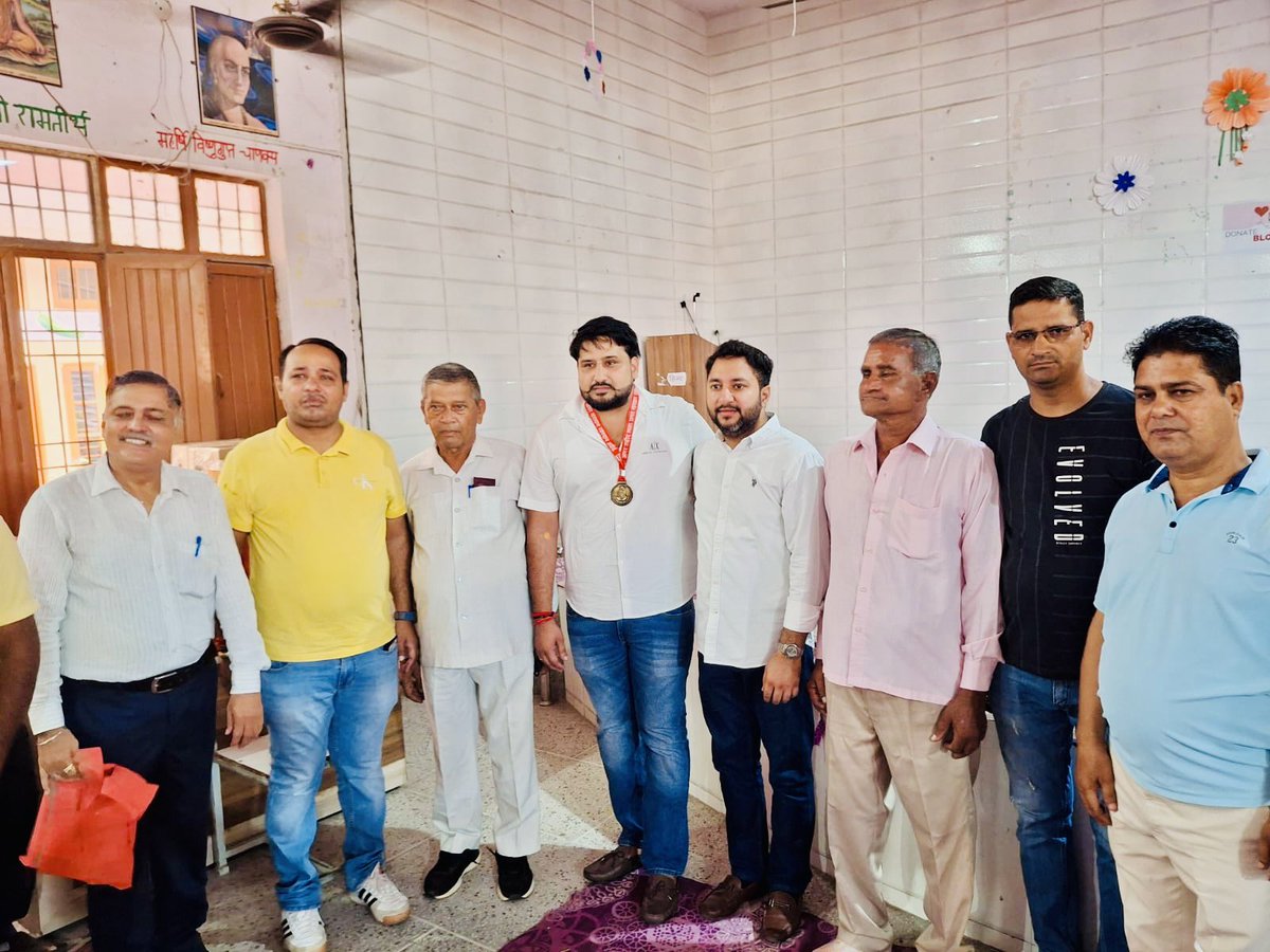 ankurmehta_adv's tweet photo. Donated blood for the 23rd time in the “Blood Donation Camp” organised by @punjabkesari group in Naraingarh(Ambala). 

The camp was dedicated to the 43rd death anniversary of the freedom fighter Lala Jagat Narain ji. @abhijaychopra https://t.co/eTeFCSpNT4