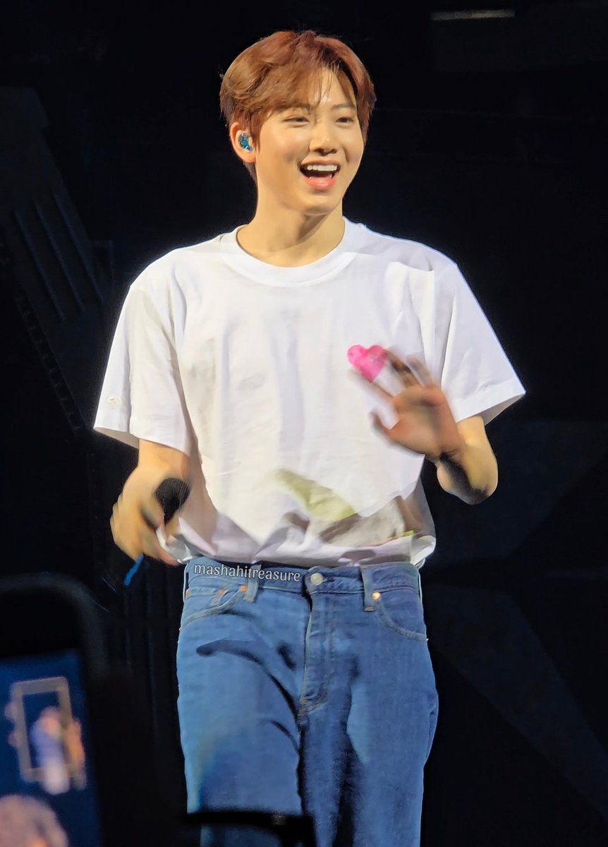 𝑴𝒊𝒂❀ is happy tweet media