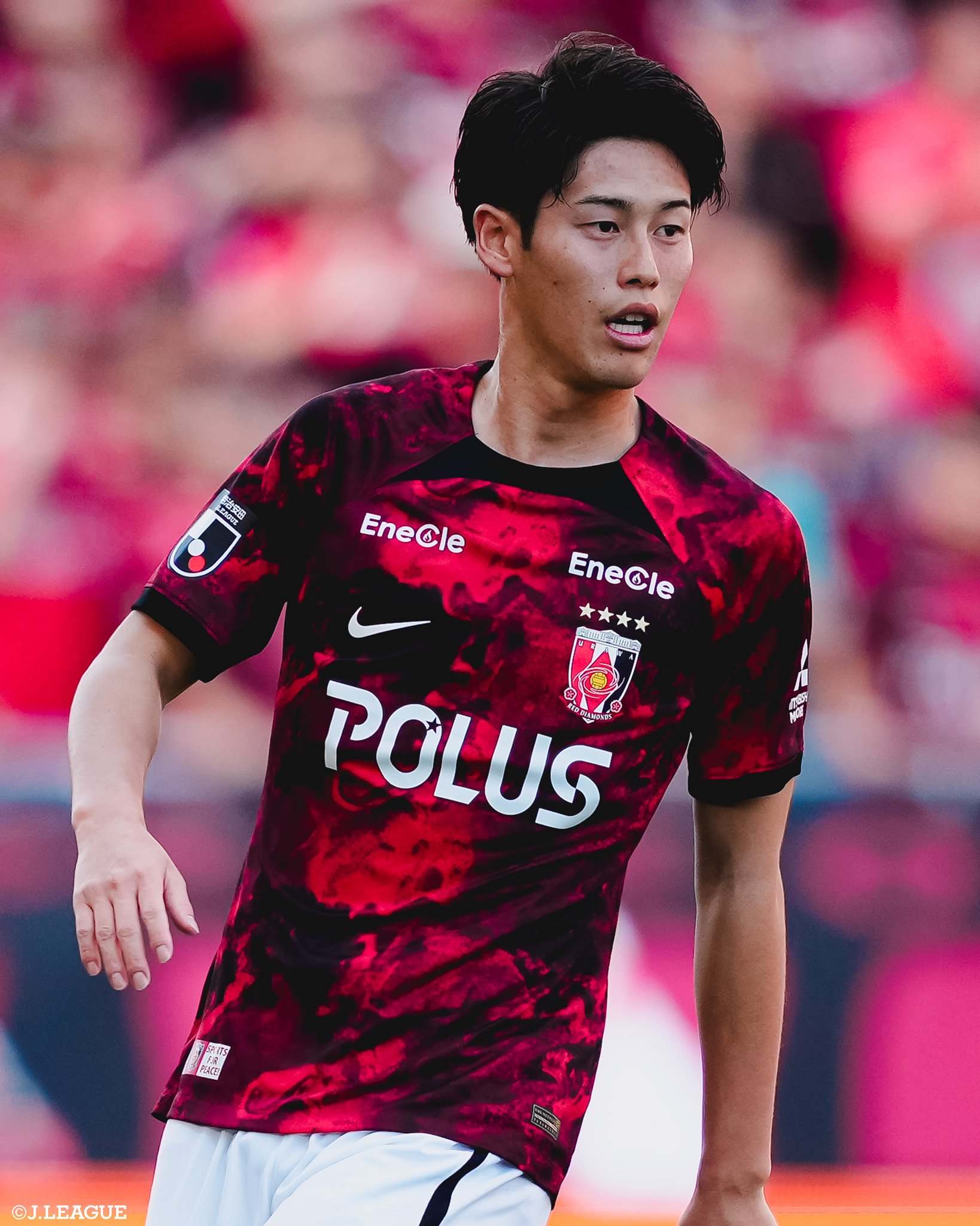 佐藤瑶大 | 2024シーズン 浦和レッズ 20番 佐藤瑶大です