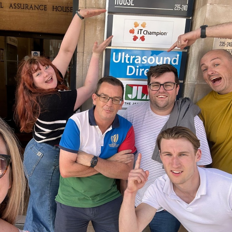 The <a href="/bigwaveagency/">Bigwave Marketing</a> team gathered last week to celebrate our new chapter! 

There are exciting times ahead for Bigwave and it was brilliant to have (nearly!) the whole team together to mark the occasion 🙌