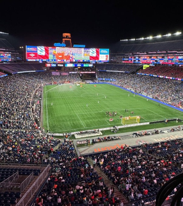 usasupersoccer's tweet photo. #MLS Attendance this week 30:

#NERevs 30,512
#VWFC  23,188
#Crew96 20,523
#RBNY 17,708
#CH97 16,426
Houston: NR https://t.co/6JwBNGaVzG