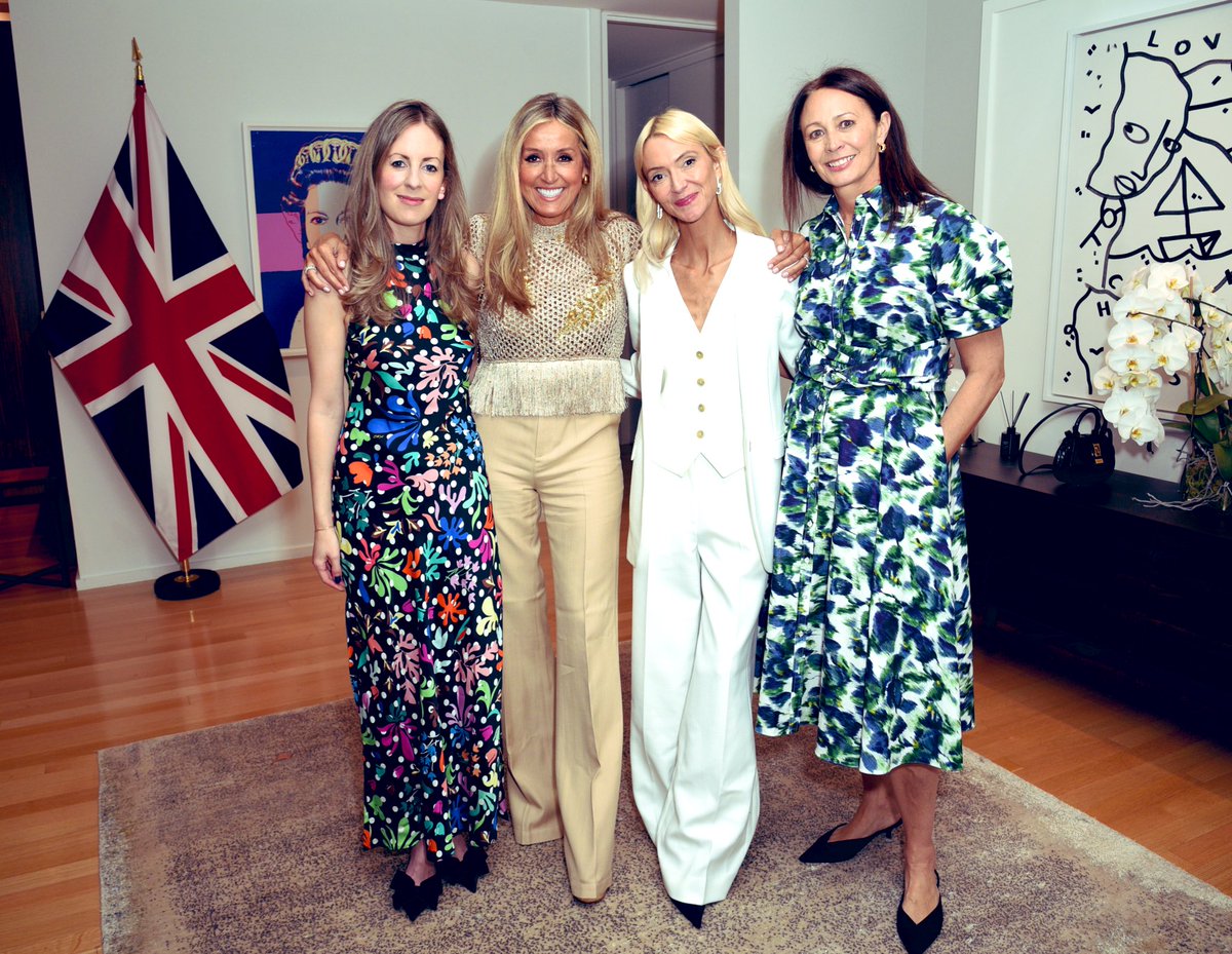 Hannah Young (@hannahyoungnyc) on Twitter photo Fantastic event with the <a href="/BFC/">BFC</a> <a href="/rushcaroline/">Caroline Rush</a> to celebrate 40 years of London Fashion Week, with <a href="/Bicester_Coll/">The Bicester Collection</a>
The Fashion industry is hugely important for both π¬π§ - πΊπΈ and unites us in creativity, innovation and passion. Great to celebrate so many successful Brits in NY fashion. Fantastic event with the <a href="/BFC/">BFC</a> <a href="/rushcaroline/">Caroline Rush</a> to celebrate 40 years of London Fashion Week, with <a href="/Bicester_Coll/">The Bicester Collection</a>
The Fashion industry is hugely important for both π¬π§ - πΊπΈ and unites us in creativity, innovation and passion. Great to celebrate so many successful Brits in NY fashion.