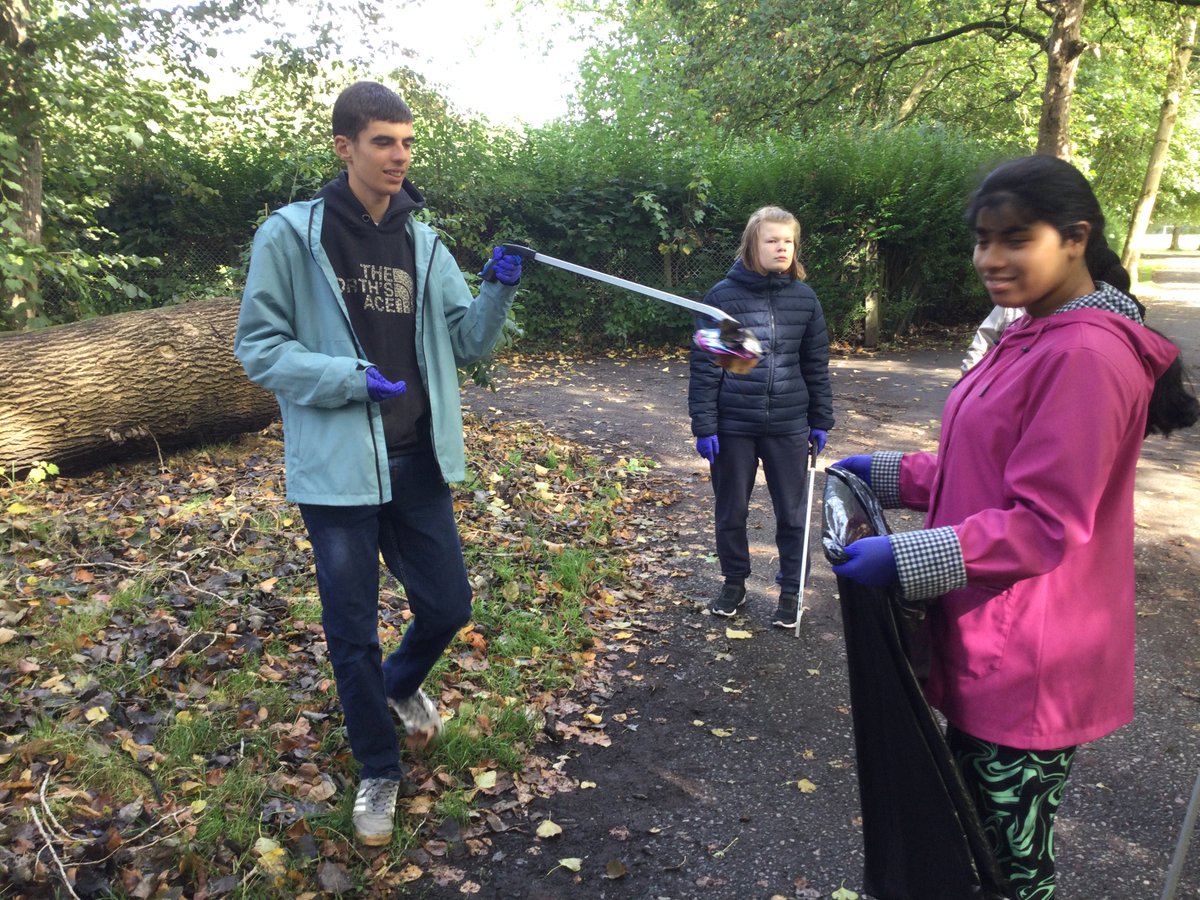 Great team effort cleaning up at Longford park today as part of our Work-related learning! We are very proud of Class 11 👍🏼☺️ <a href="/StJohnVianneySc/">St John Vianney School</a>   Great  way  to  start  our  week  by  contributing  back  to  our  community