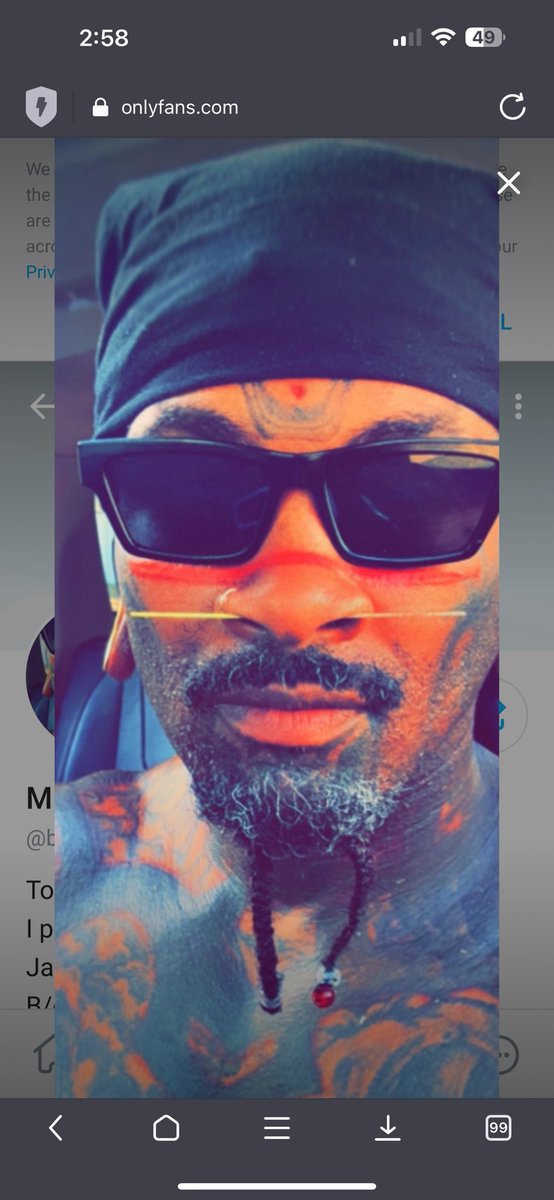 Ohrione's tweet photo. Spread awareness and report his pages! This man named Jerry Carlyle has a history of domestic violence against women. His third wife, Miala, was his latest victim. He is also a serial cheater.

https://t.co/L4DLryLYpn
@Itzmrjai 
https://t.co/x008j6OTTf https://t.co/34KSOjI4xv