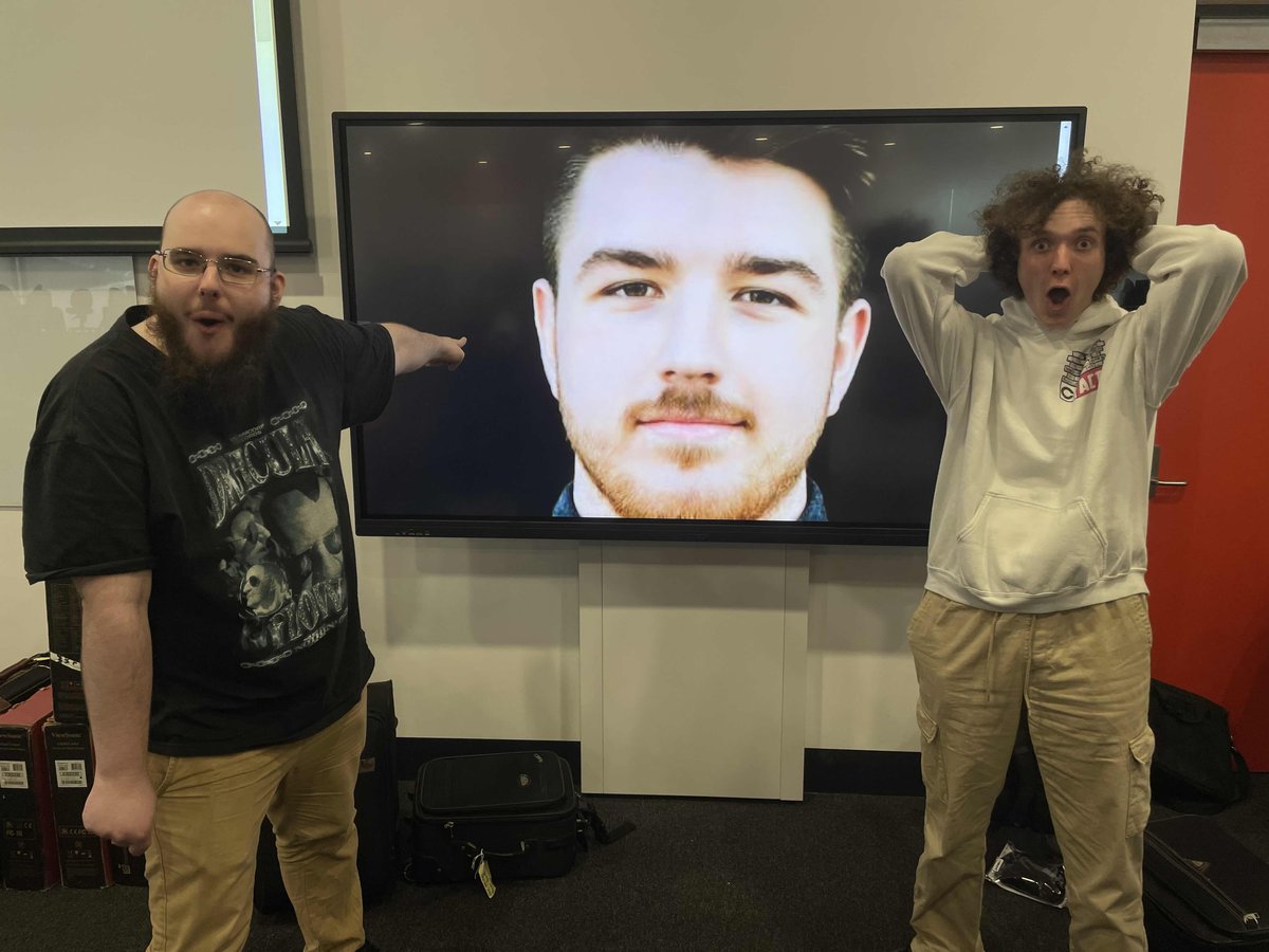 Burning Knuckle #3
UNI2 Top 3
1. Spooks and Null
2. Eutro
3. Thicc Man Meat