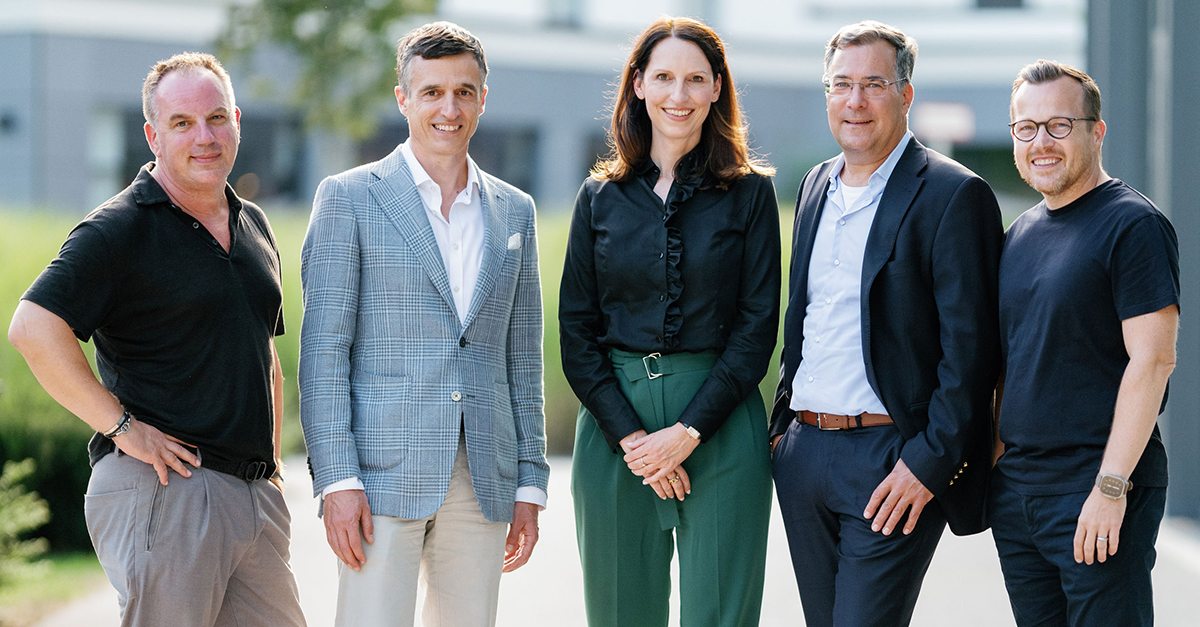 GERMAN DATACENTER ASSOCIATION e.V. (@gda_datacenters) on Twitter photo 🔔<a href="/GDA_Datacenters/">GERMAN DATACENTER ASSOCIATION e.V.</a> wählt neuen #Beirat!
„Wir freuen uns sehr, erneut führende Köpfe der Branche für unseren Beirat gewonnen zu haben,“ erklärt GDA-Vorstandsvorsitzende <a href="/AnnaKlaft/">Anna Klaft</a> .
Zur vollständigen News👉germandatacenters.com/news/detail/ge… 🔔<a href="/GDA_Datacenters/">GERMAN DATACENTER ASSOCIATION e.V.</a> wählt neuen #Beirat!
„Wir freuen uns sehr, erneut führende Köpfe der Branche für unseren Beirat gewonnen zu haben,“ erklärt GDA-Vorstandsvorsitzende <a href="/AnnaKlaft/">Anna Klaft</a> .
Zur vollständigen News👉germandatacenters.com/news/detail/ge…