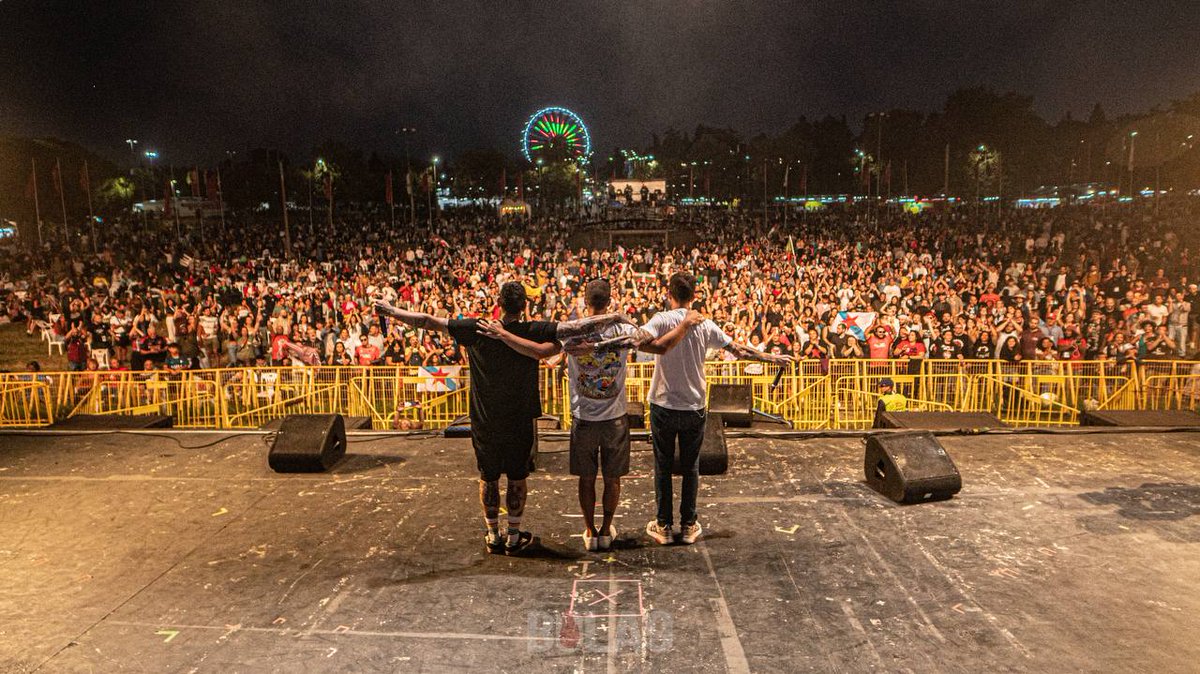 Fiesta histórica de  <a href="/chikosdelmaiz/">Los Chikos del Maíz ⚒️</a> en el Festa do Avante ✊🏽
¡Sin duda, noche inolvidable! 

📸<a href="/AMakedaMk/">A.Makeda.MK</a> 

#treguaindefinida #LCDM