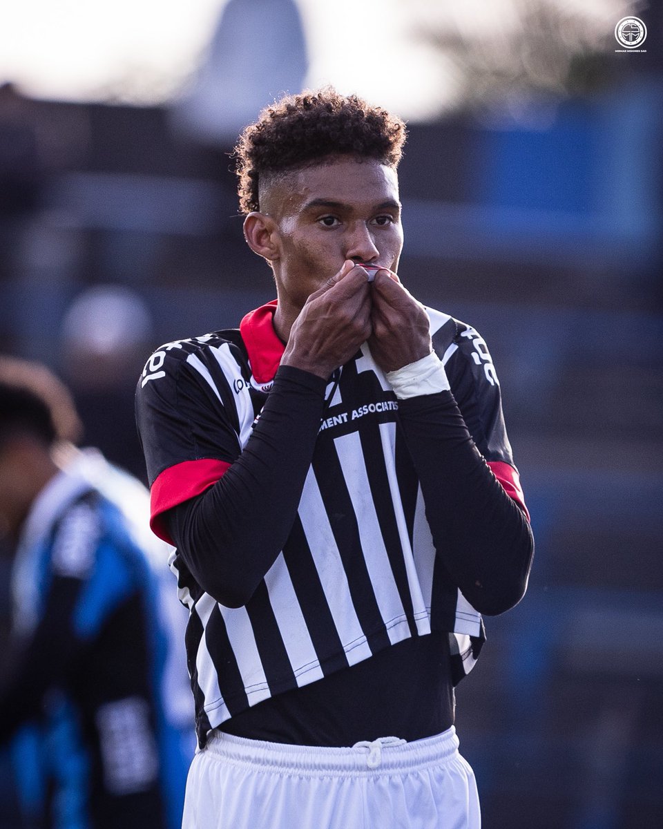 MartinCharquero's tweet image. “Acá en Miramar tenemos el ADN de Peñarol”. 

Ignacio Yepez en #Minuto1

💻 youtube.com/live/_vVFuGXrk…