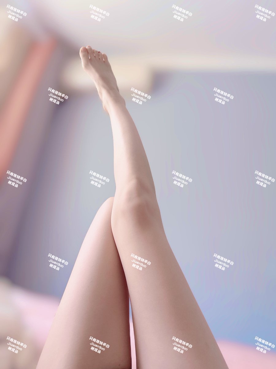 福利姬揪耳朵分享的黄推图片2 - 网红私拍内容