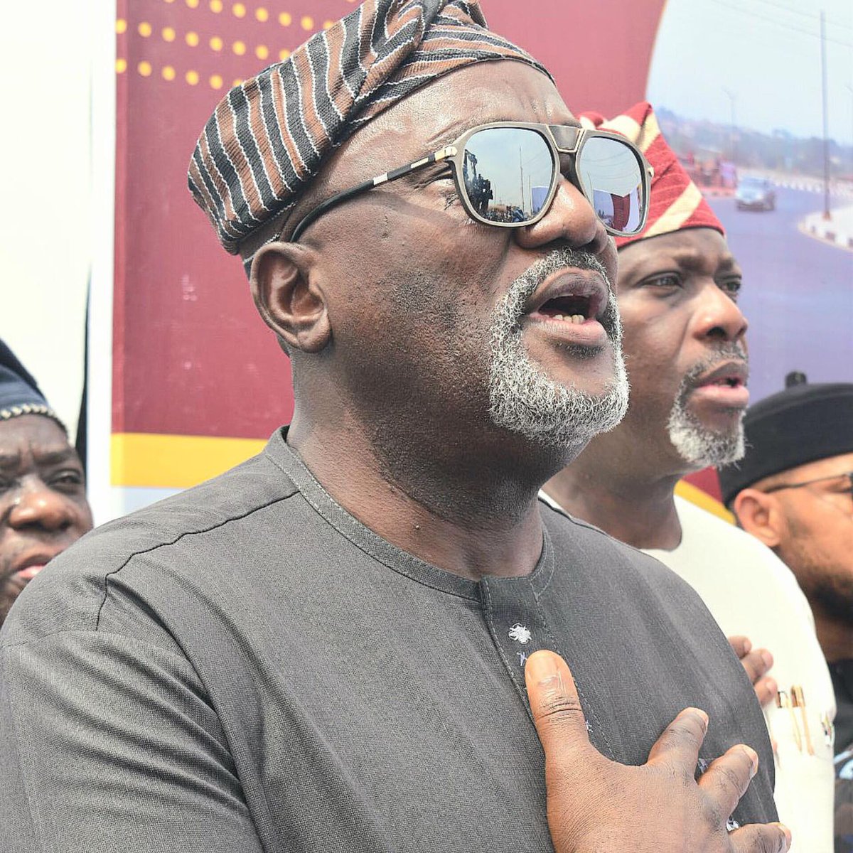 olayiwola851's tweet photo. He surpass his predesessors immensely ....
@AdedejiOdidiOmo 
#odidiomothepeoplesman https://t.co/wFT94bUutD
