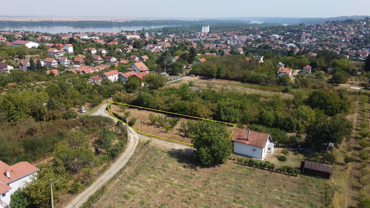 stanodavac's tweet image. PG77 Parcela Grocka
Ukupna površina 892m²  

Cena: €12.500

#Grocka #Stanodavac #nekretnine #uživo
VIDEO: youtu.be/vXhnaaLhz78