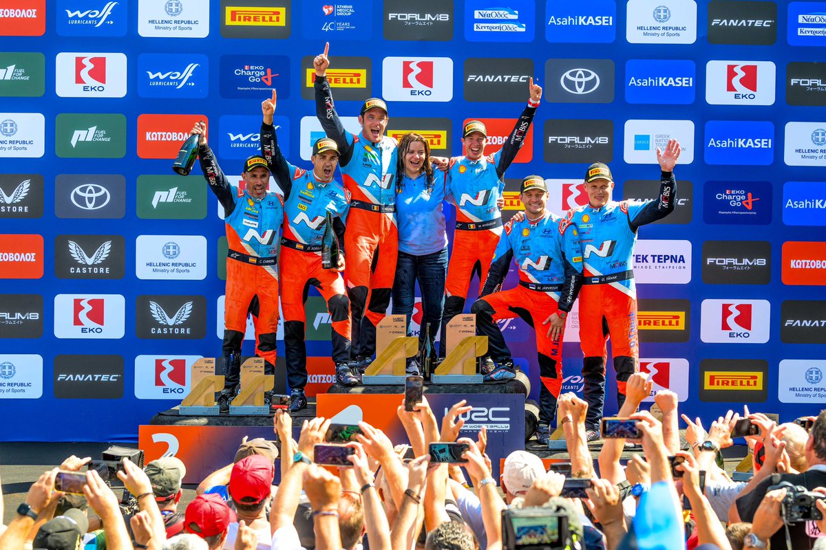 DaniSordo's tweet photo. 📝 @DaniSordo vuelve a subir al podio en el @AcropolisRally y contribuye a un nuevo triplete de @HMSGOfficial 

➡️ https://t.co/ayEtnsk9vI

#HMSGOfficial #WRC https://t.co/4VXoipfMzU