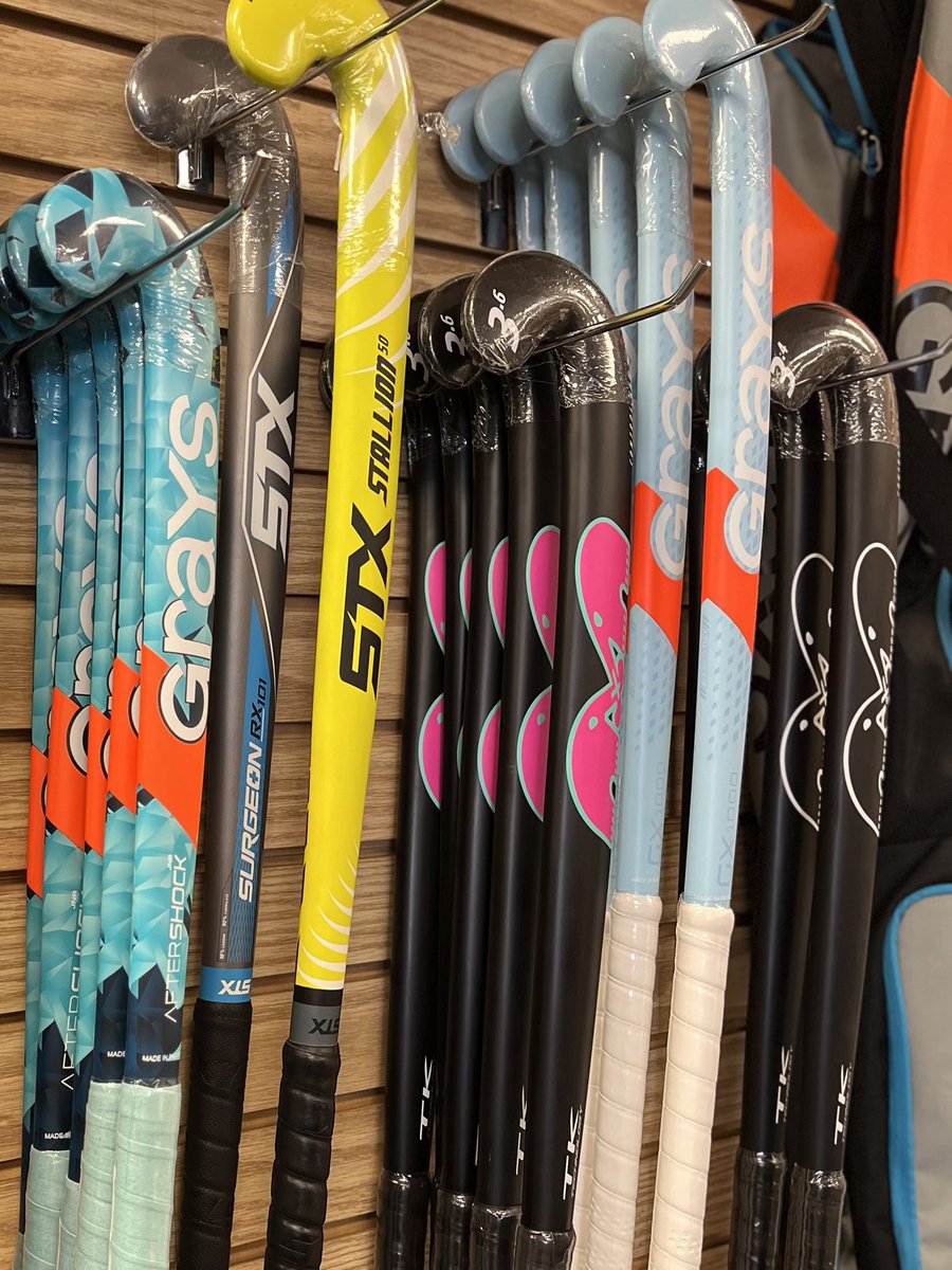 DynamikSports's tweet photo. It’s field hockey 🏑 season and we’ve got the gear you need for protection and to play well. #01867 😃 https://t.co/NchRxsu9OA