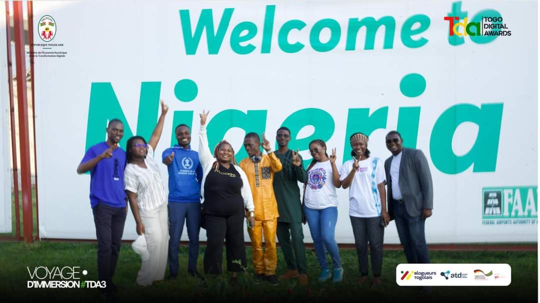 DidierKissode's tweet photo. 🔴Un groupe de lauréats de @TGdigitalawards en voyage d'immersion Pro à Lagos au #Nigeria. Une Belle opportunité d'apprentissage pour ces startups🇹🇬 et une valeur ajoutée pour notre écosystème digital. Belle fierté du @denyigban ✨❤️ 
Cc @GuillaumeDjondo &amp; @RolandEli https://t.co/Uu3S5AmeD4