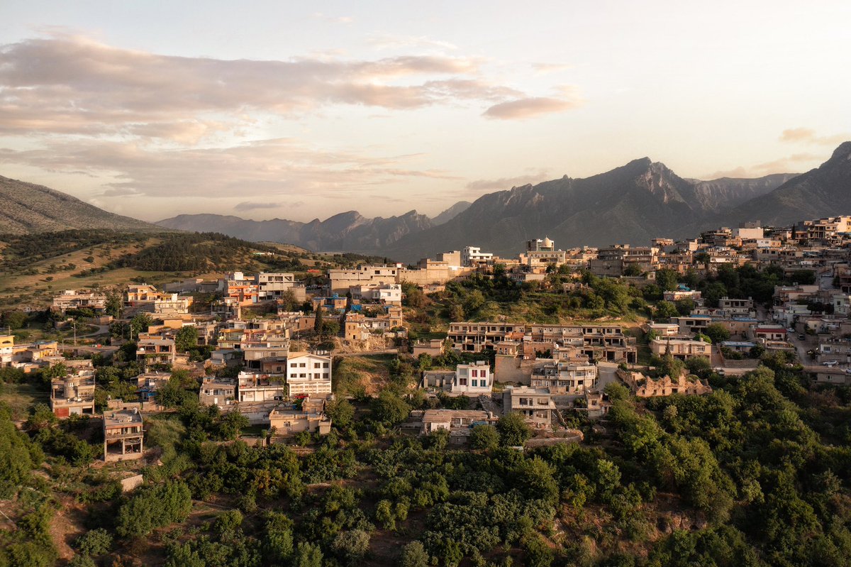Visit Kurdistan (@visitkrd) on Twitter photo A canvas untouched by time, one that remains enchanting.
Rawandiz, Kurdistan📍
Photo by: <a href="/harem_sewaisi/">Harem Sewaisi</a>
لوحة فنيّة تصير أجمل بمرور الزمن، ويبقى سحرها مثل ما هو.
📍رواندز، كوردستان
نیگارێکی ڕەنگاوڕەنگ کە تادێت جوانتر خۆی دەنوێنێت.
📍 ڕەواندز, کوردستان
#VisitKurdistan A canvas untouched by time, one that remains enchanting.
Rawandiz, Kurdistan📍
Photo by: <a href="/harem_sewaisi/">Harem Sewaisi</a>
لوحة فنيّة تصير أجمل بمرور الزمن، ويبقى سحرها مثل ما هو.
📍رواندز، كوردستان
نیگارێکی ڕەنگاوڕەنگ کە تادێت جوانتر خۆی دەنوێنێت.
📍 ڕەواندز, کوردستان
#VisitKurdistan