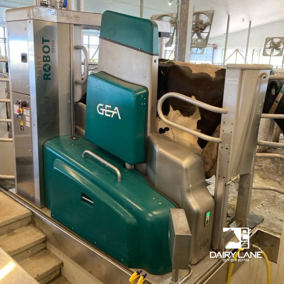 dairylanesystem's tweet photo. The cows at Drentina Dairy are adapting quickly to their 2 new GEA R9500 Milking Robots. Thank you Streuker family with trusting DLS on your project. https://t.co/dutW6A9ZFK