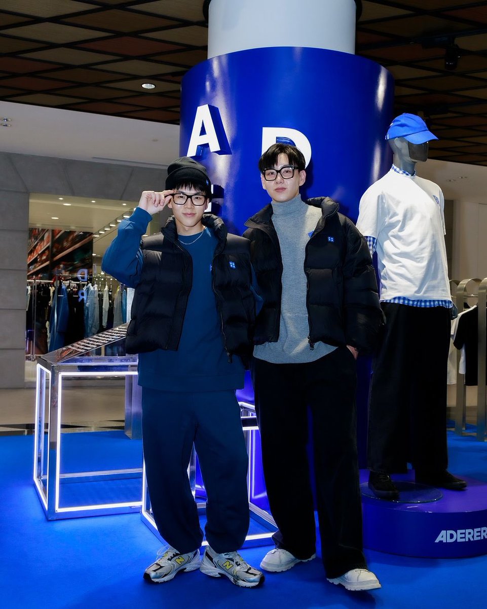 gungkunbear's tweet image. 09 sep 24
#Gung_Kunpong ‘IG post 

สร้างสรรค์ไม่ซ้ำใคร สนุกไปกับสไตล์ที่ไม่หยุดนิ่ง
ADERERROR Significant Pop-Up Store ชั้น G Siam Discovery ตั้งแต่วันนี้ - 16 กันยายน ที่ ADERERROR ชั้น M Siam Discovery

#ADERSignificantCollection #AderError #DiscoverySelection 

#กังเป็นหมี