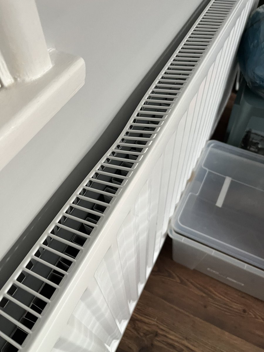 invertedworld's tweet photo. Hey @OctopusEnergy when are you going to fix the broken radiator you installed over six months ago? I am fed up of false promises and no action. https://t.co/6ApCsiJJAU