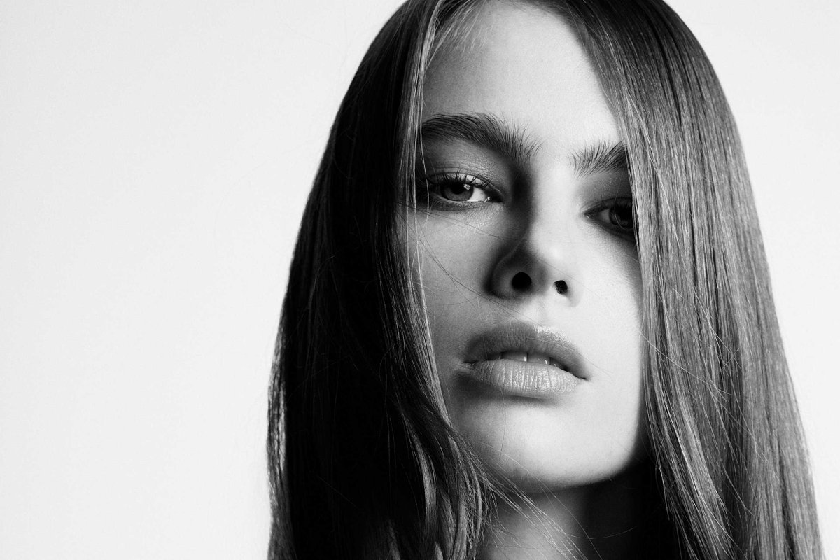 jollychirpy's tweet image. Maria Klaumann Shares Her Breakthrough Modeling Moments &amp;amp; Why She Loves Social Media! fashionweekdaily.com/maria-klaumann…