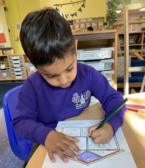 shipley_ce's tweet photo. Reception have been practicing their letter formation and thinking about who lives in their house as part of their settling in week @WeAreBDAT #pencilcontrol #pencilgrip #eyfs #reception #september2024 #motorskills #letterformation https://t.co/bSMelOsjh8