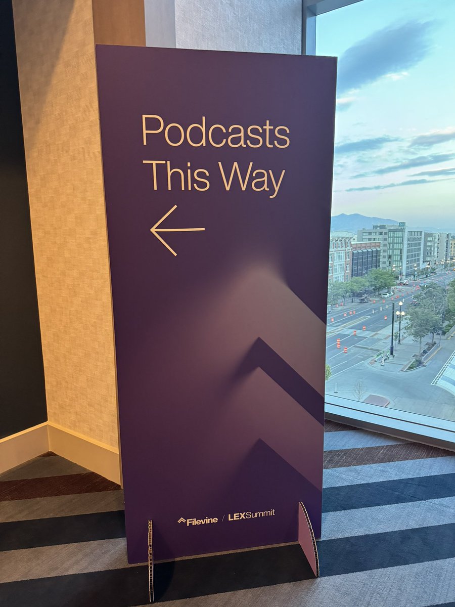 gyitsakalakis's tweet image. #LEXSUMMIT2024?

Join us on the 4th floor for a @LunchHourLegal Q&amp;amp;A and live recording at 8a!

🍔