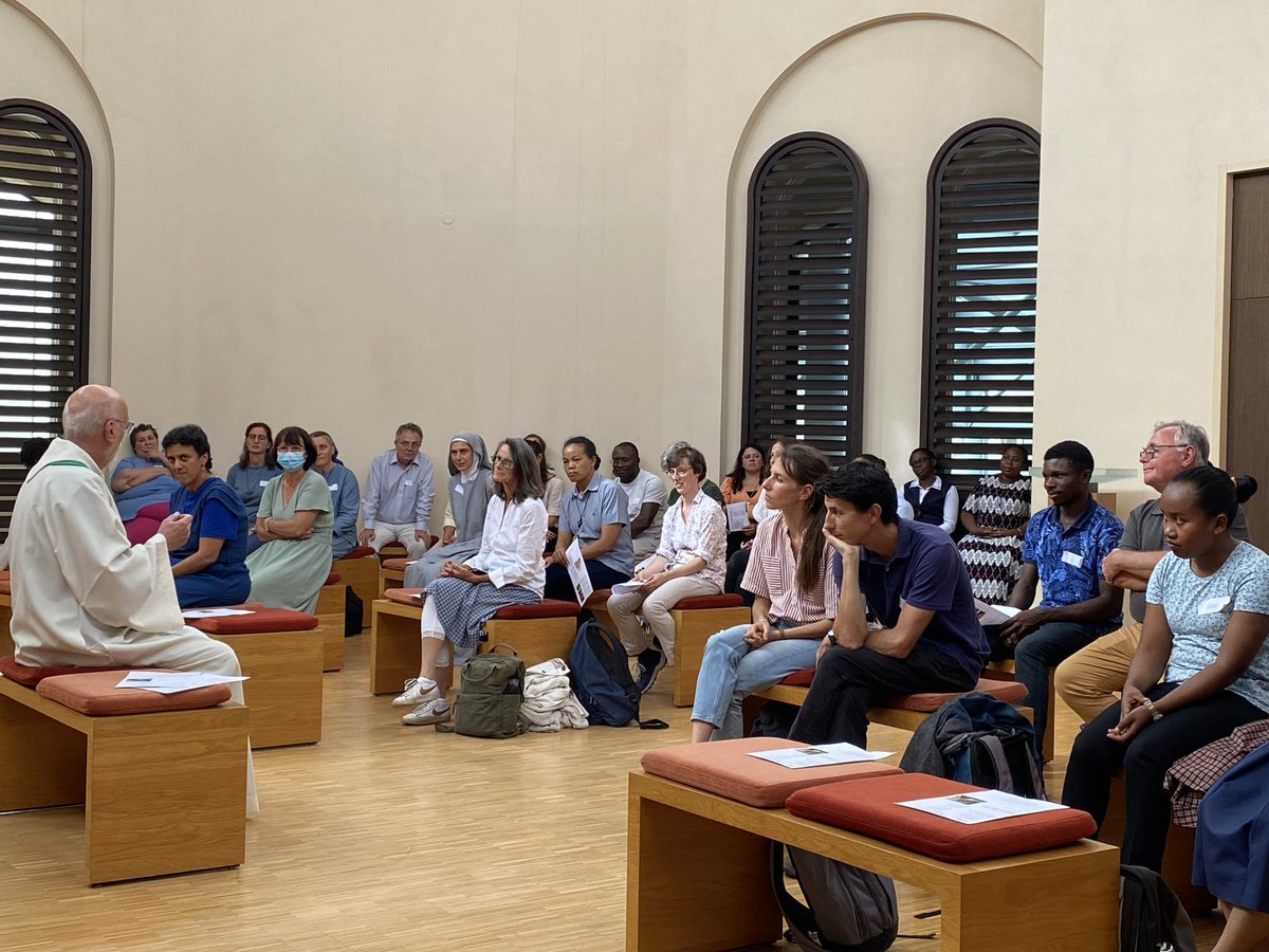 IPER_UCLy's tweet photo. Jeudi dernier c'était la #rentrée de l'IPER, une journée conviviale pour bien démarrer l'année ! https://t.co/MtQ3QpMYJM
