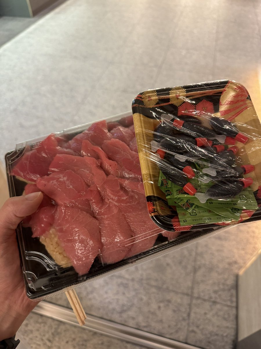 yashi09's tweet image. 今日の夕飯はあろまさんが解体したマグロです！！！！！
#MSSPlatinum 
#MSSP武道館