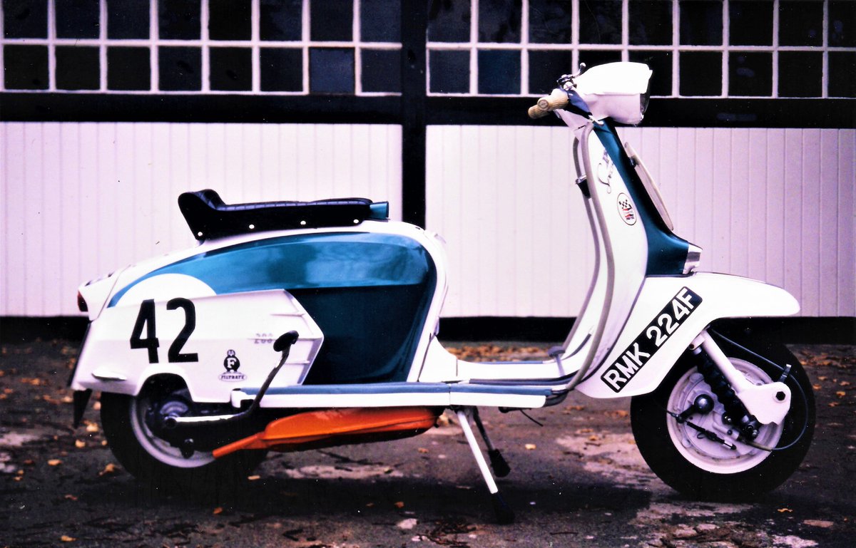 StuartOwen100's tweet photo. You can’t be a can or two of Dupli-Color and a few old stickers to get that retro finish #lambretta #retrolambretta #lambrettasx200 #lambrettastreetracers https://t.co/st193ehM48