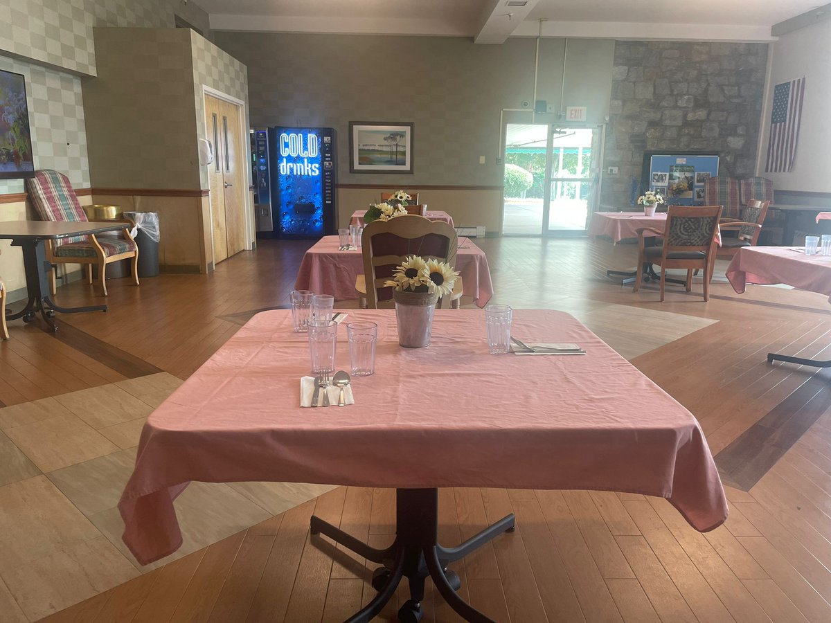 SourcePro dining rooms, ready to serve your residents!

#NursingHome #Healthcare #FoodService