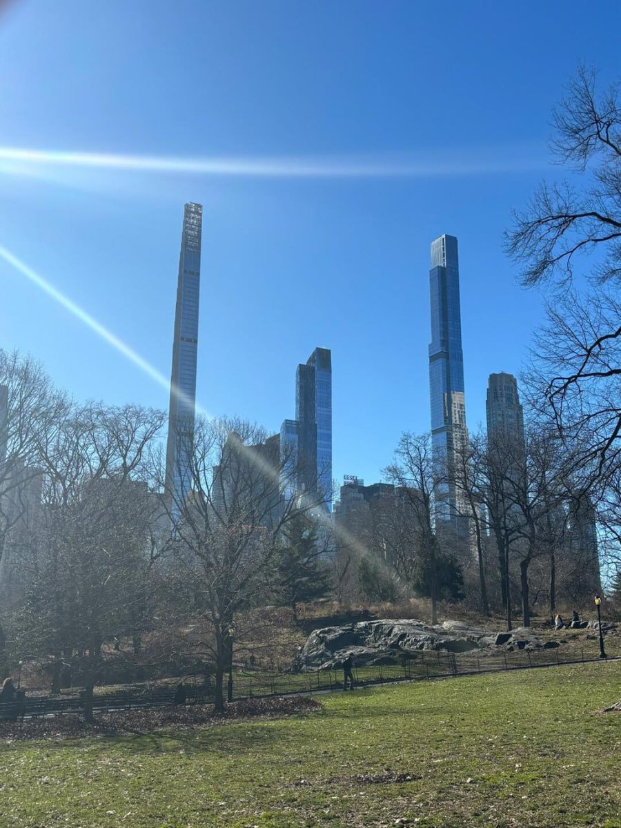 Happy morning. It's a beautiful day.🙂