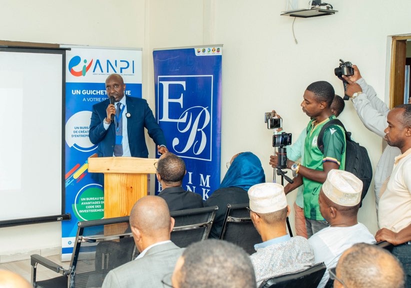 𝐎𝐮𝐯𝐞𝐫𝐭𝐮𝐫𝐞 𝐨𝐟𝐟𝐢𝐜𝐢𝐞𝐥𝐥𝐞 𝐝𝐮 𝐠𝐮𝐢𝐜𝐡𝐞𝐭 𝐜𝐨𝐦𝐦𝐞𝐫𝐜𝐢𝐚𝐥 𝐝𝐞 𝐥’𝐄𝐱𝐢𝐦 𝐁𝐚𝐧𝐤 à l’ANPI, en vue de centraliser toutes les formalités en un seul lieu et réduire considérablement le temps nécessaire à la création de l'entreprise.

#eximbank #anpicomores