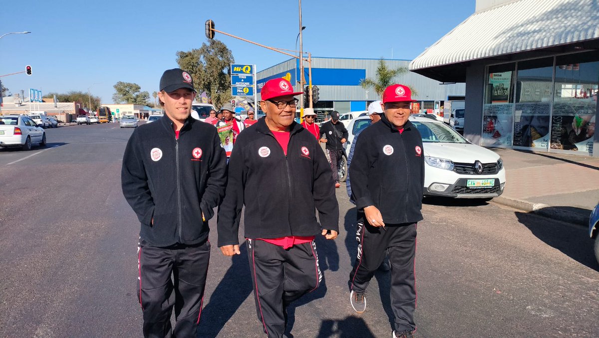 ICYMI: The #WalkForHumanity 2024 is making great progress across South Africa! Today, SARCS Northern Cape joined in Upington as the team continues their journey from the Western Cape. They even made it onto 5FM to talk about the initiative! #HumanityFirst