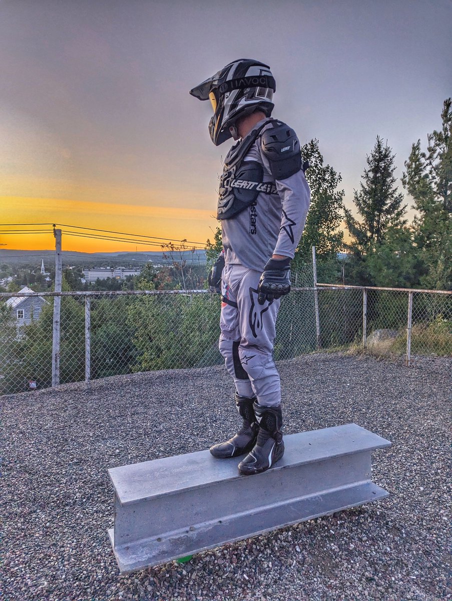 Dbiker ๐บ๐ธ (@dainesebiker25) on Twitter photo Ride until the sun sets and then keep on riding! #MXMonday
๐ธ<a href="/HuntEtthan/">Etthan Hunt ๐บ๐ธ ๐จ๐ฆ</a> Ride until the sun sets and then keep on riding! #MXMonday
๐ธ<a href="/HuntEtthan/">Etthan Hunt ๐บ๐ธ ๐จ๐ฆ</a>