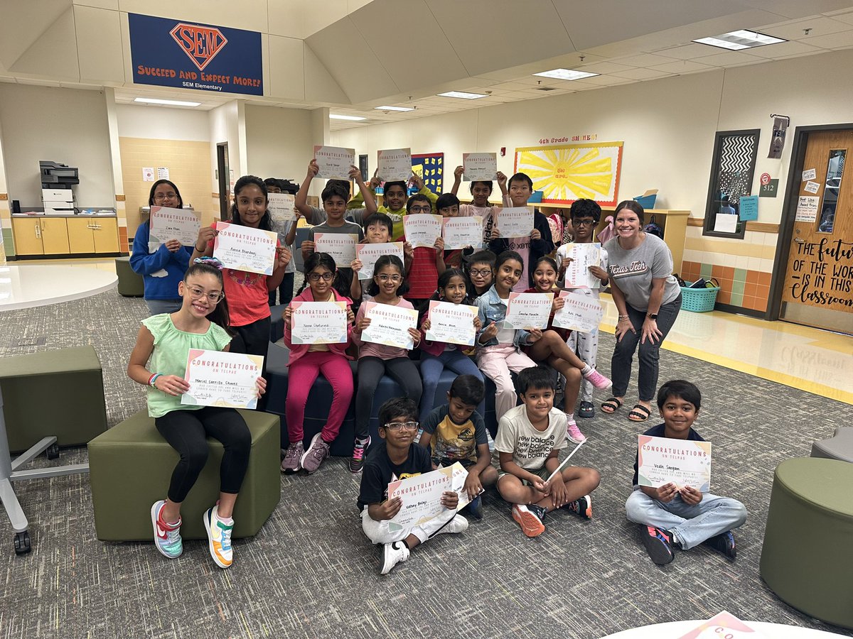 Samantha Hank tweet media