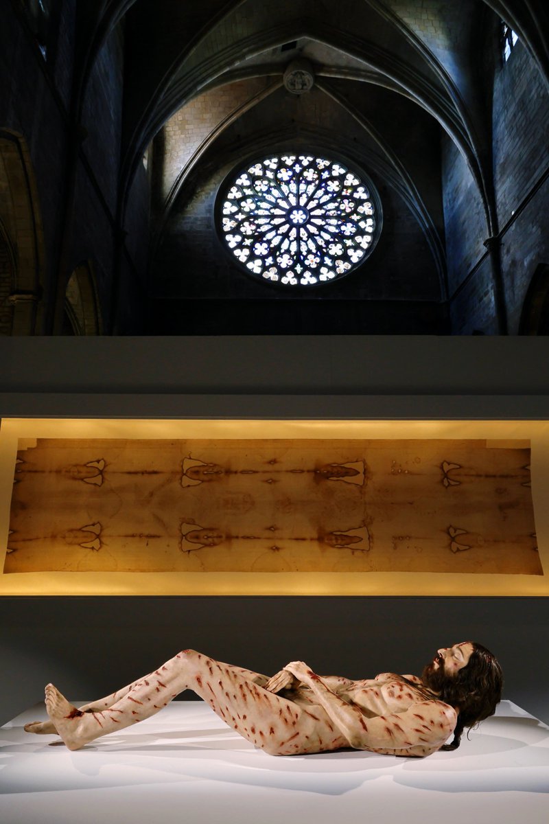 eldebate.com/espana/catalun…

Do not miss The Mystery Man, now in El Pi Basilica, in the heart of Barcelona's Gothic Quarter. It leaves no one indifferent. It's your moment to be in front of Jesus. Pictures shot with Canon EOS R5 Mark II.

themysteryman.com