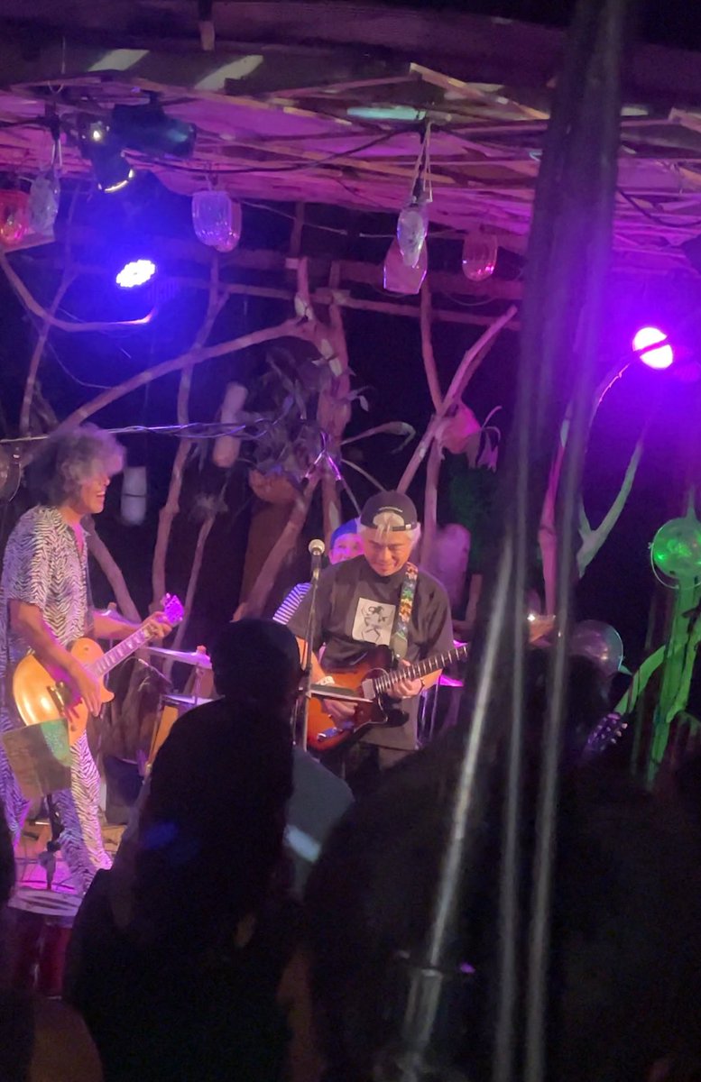 purple_cat7's tweet photo. Forest Jam🎸🎶 9/7 いすみ市
🌈いのちの祭り🌈 に
様々な理由で参加できなかった
あの人この人が
集まった感じでした〜〜♪💜✧°・*:.。.☆
#forestjam https://t.co/iGJ3A51aLB