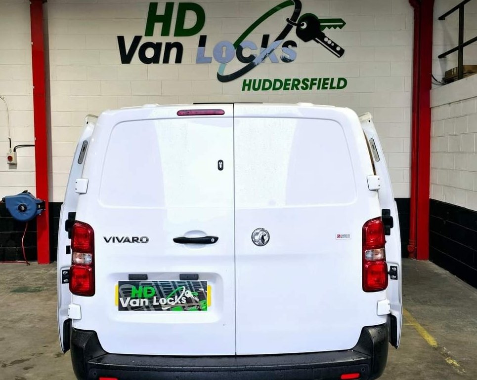 HD Van Locks tweet media