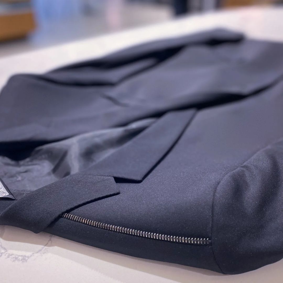 NelsonMandelaSq's tweet image. Step up your fashion game with 69 Belmont.
The latest collections showcase cutting-edge design and unmatched quality, perfect for the modern man. 
Shop in-store at 69 Belmont.

#NelsonMandelaSquare #OnTheSquare #MooseKnuckles #MensFashion #MensStyle #Athleisure
