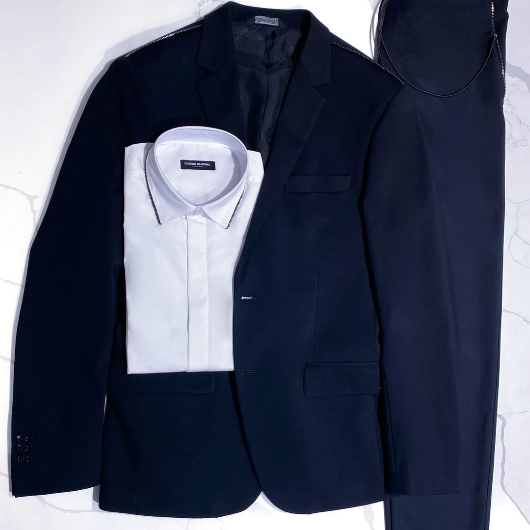 NelsonMandelaSq's tweet image. Step up your fashion game with 69 Belmont.
The latest collections showcase cutting-edge design and unmatched quality, perfect for the modern man. 
Shop in-store at 69 Belmont.

#NelsonMandelaSquare #OnTheSquare #MooseKnuckles #MensFashion #MensStyle #Athleisure