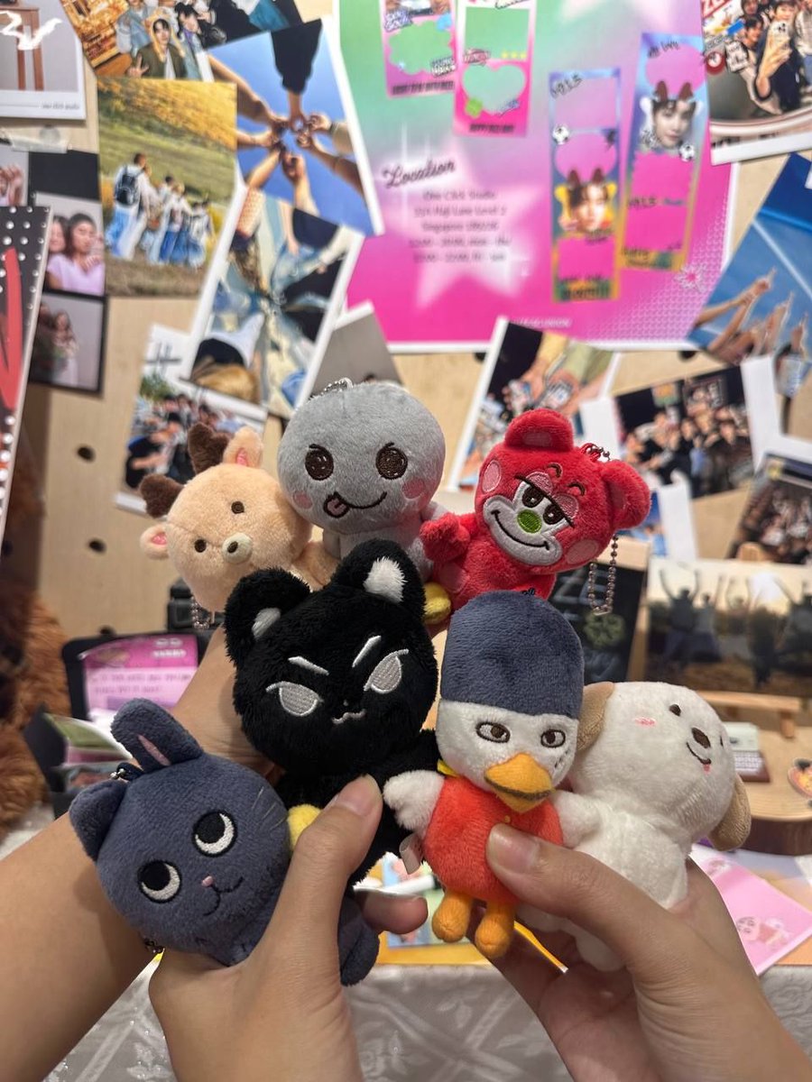 RIIZE_SGUNION's tweet photo. Thank you to everyone who came down to celebrate RIIZE's 1st anniversary and Sungchan's birthday with us 🍀🧡
See you at the cafe event! More details on the fan events and fanpack dropping soon~
#RIIZE #라이즈 #싱가폴 #싱가포르 #singapore #4컷 #photomatic #4cut https://t.co/tWlLO2W6sb