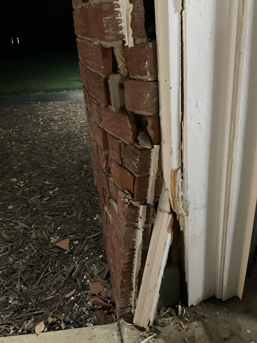 khard52's tweet photo. When the @Walmart grocery delivery driver drives into our house at 8:30 pm and the response from the customer service representative supervisor  is, “@Walmart groceries didn’t drive into your house, the driver did.” Do better @Walmart! https://t.co/VYySKozyfg