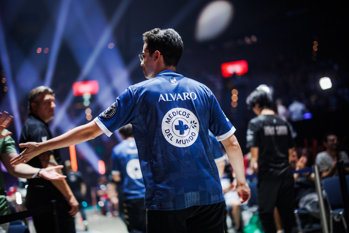 LVPesLoL's tweet photo. El bueno de @AlVaRo710_ siempre está ahí para echar una mano 🫲

Increíble la trayectoria del support de @MADLionsKOI:

🔹2021 @SomosLaTormenta 
🔹2022 #SuperligaSegunda
🔹2023 #SuperligaLoL
🔹2024 #LECFinals https://t.co/QYKRoHnp0v